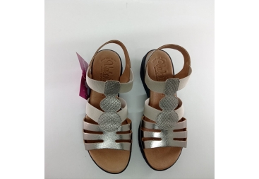 Valerias sandalia cuña Taupe