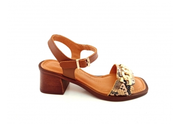 Cayetano sandalia marrón cadena