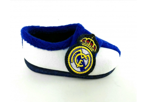 Zapatilla casa Real Madrid