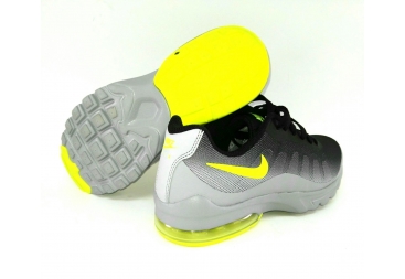 Deportivo Nike Gris Amariilo