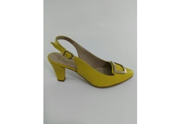 Zapato destalonado hebilla amarillo