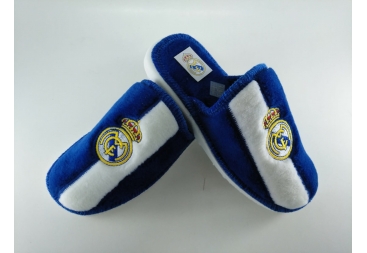 Zapatilla Real Madrid abierta