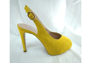 Zapato ante amarillo Angel Alarcón
