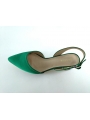 Zapato punta cerrada verde tacón piedras