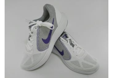 Zapatilla deportiva NIKE blanco/lila