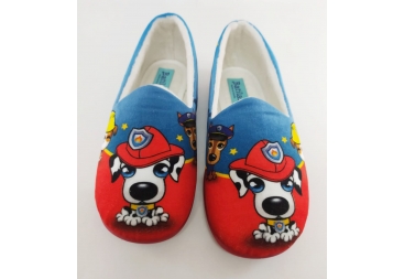 Zapatilla cerrada patrulla canina