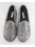 Zapatilla cerrada cuña gris